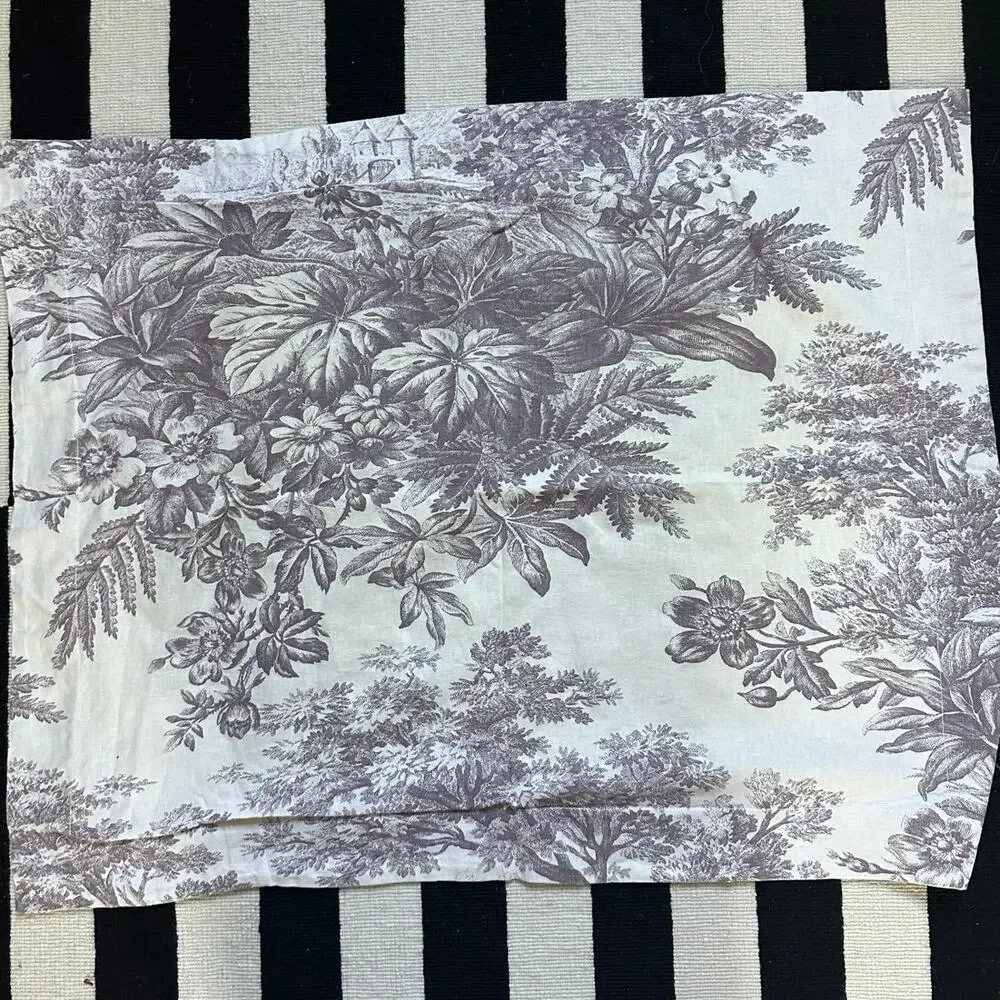Pottery Barn purple Matine ShamToile Floral Linen French Country Standard